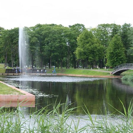 Sadama Street Villa Pärnu Buitenkant foto