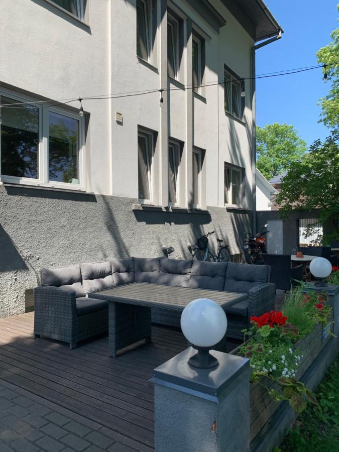 Sadama Street Villa Pärnu Buitenkant foto