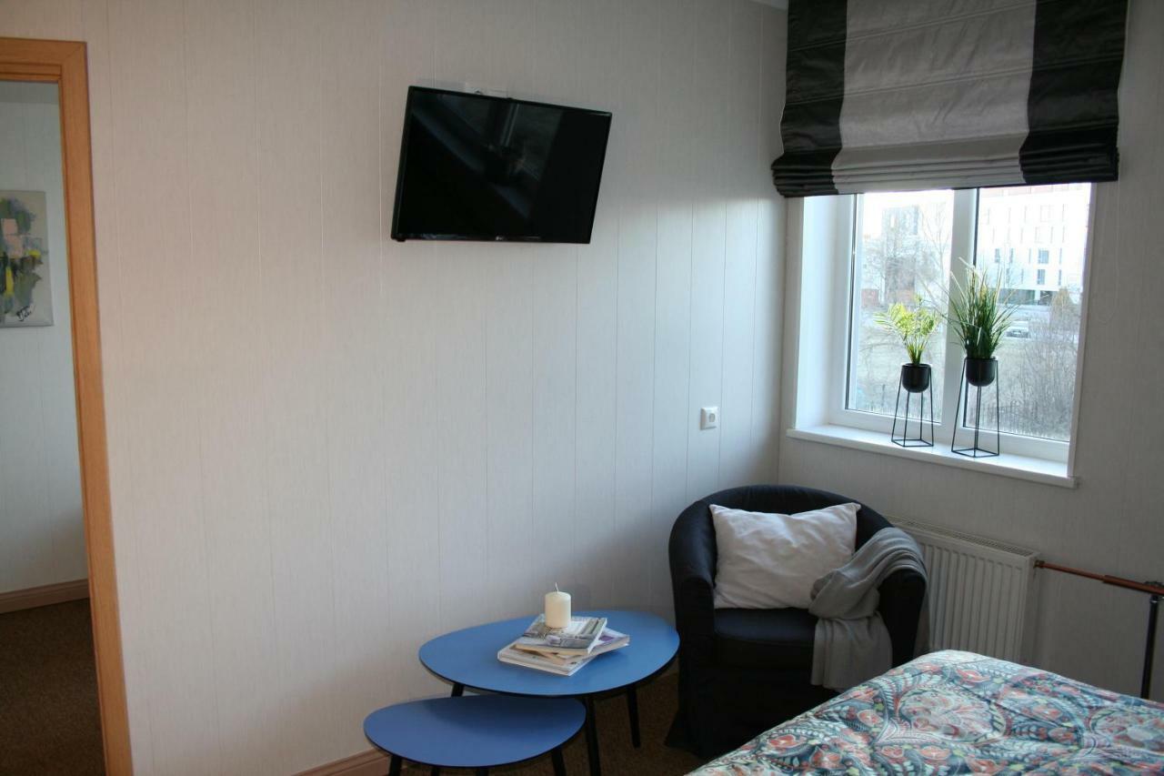 Sadama Street Villa Pärnu Buitenkant foto